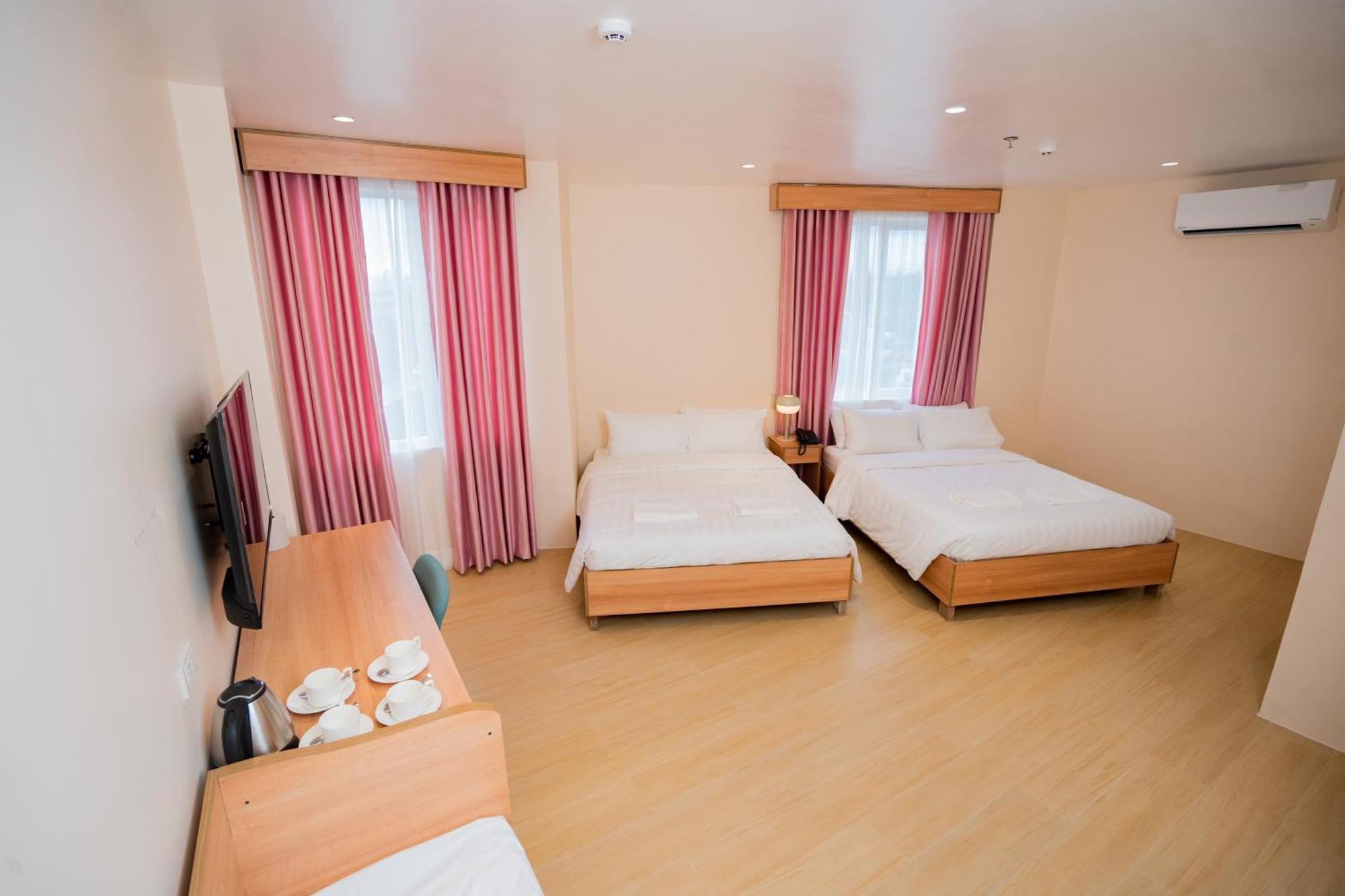 Jvj Hotel Batangas Exteriör bild